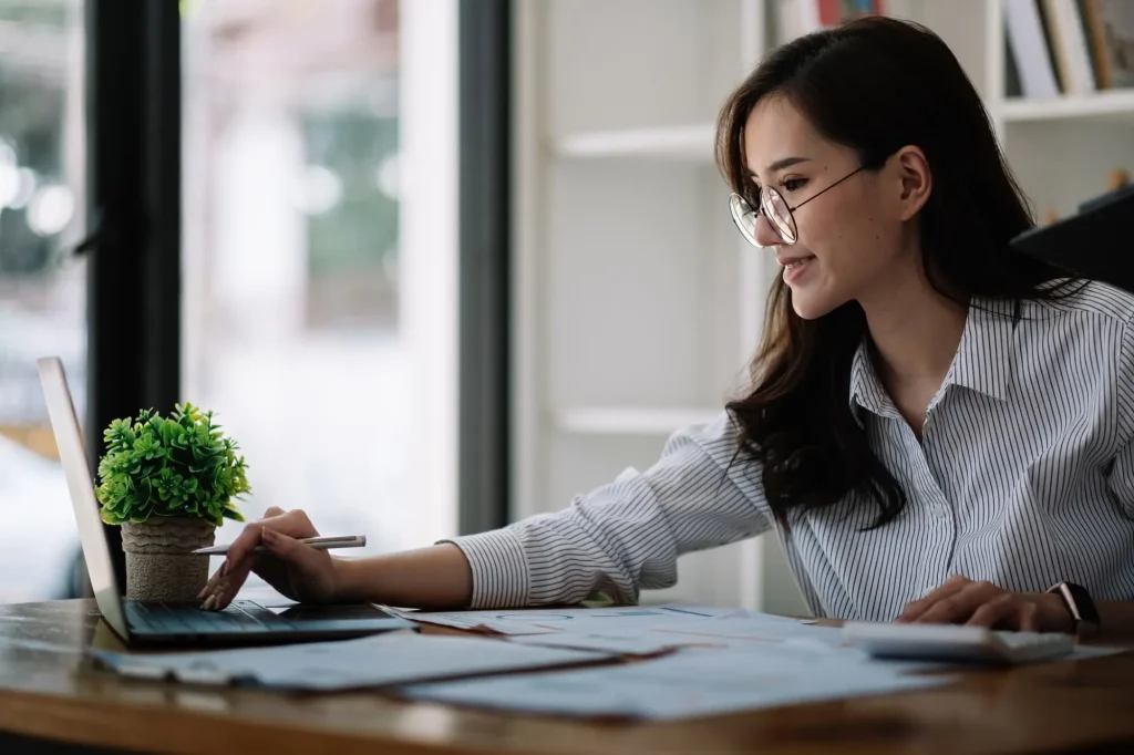 Income Tax Accountant
